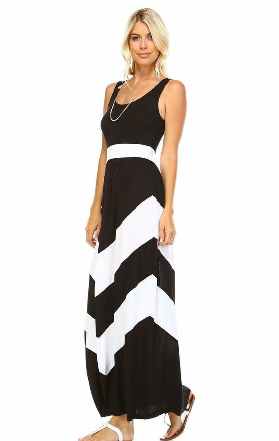 Regular Size * | Zoozie La Sleeveless Long Evening Chevron Maxi Dress Black White Regular Size