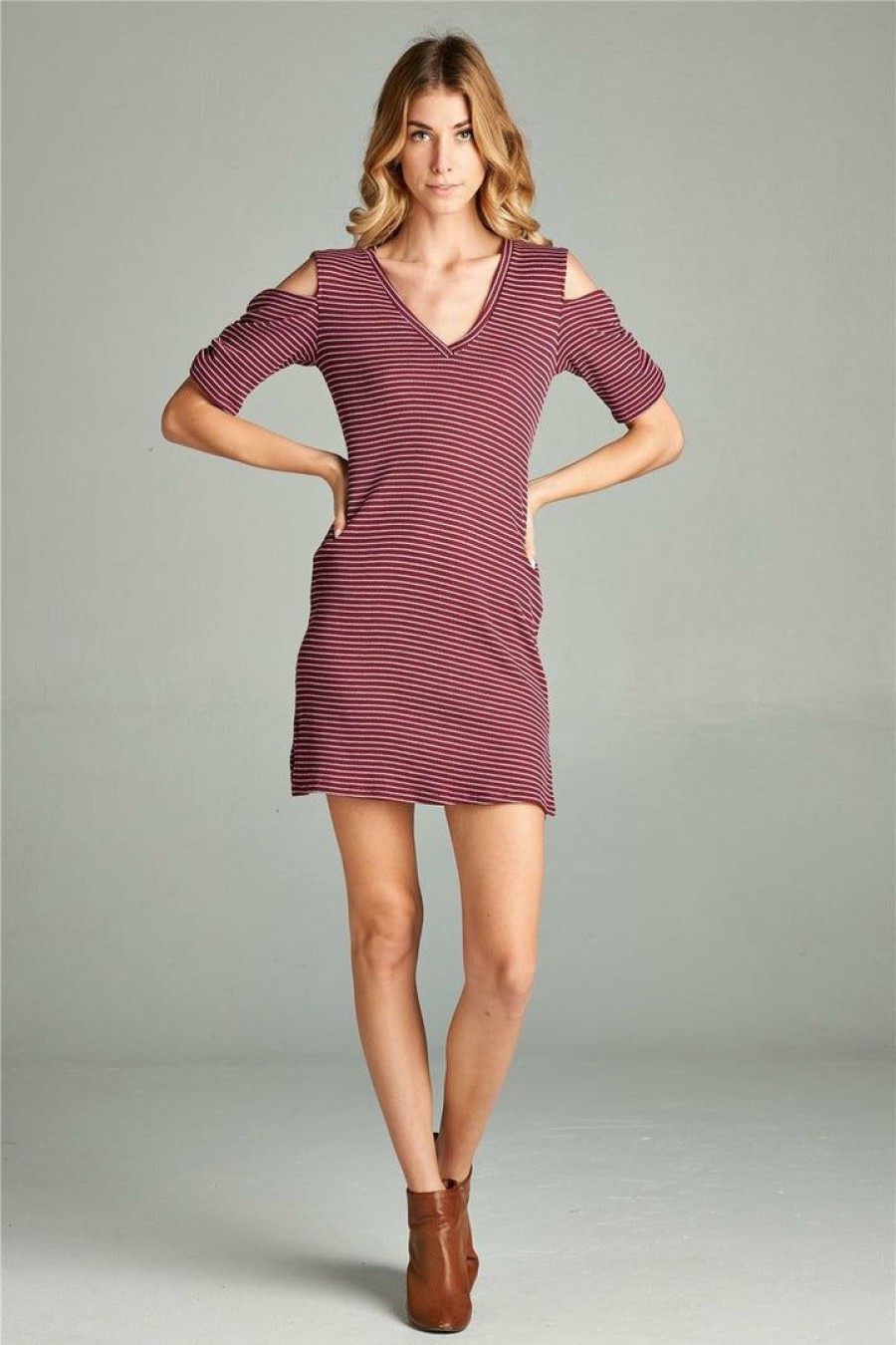 Regular Size * | Zoozie La Regular Size Open Shoulder Ribbed Dress With V Neck Striped Burgundy