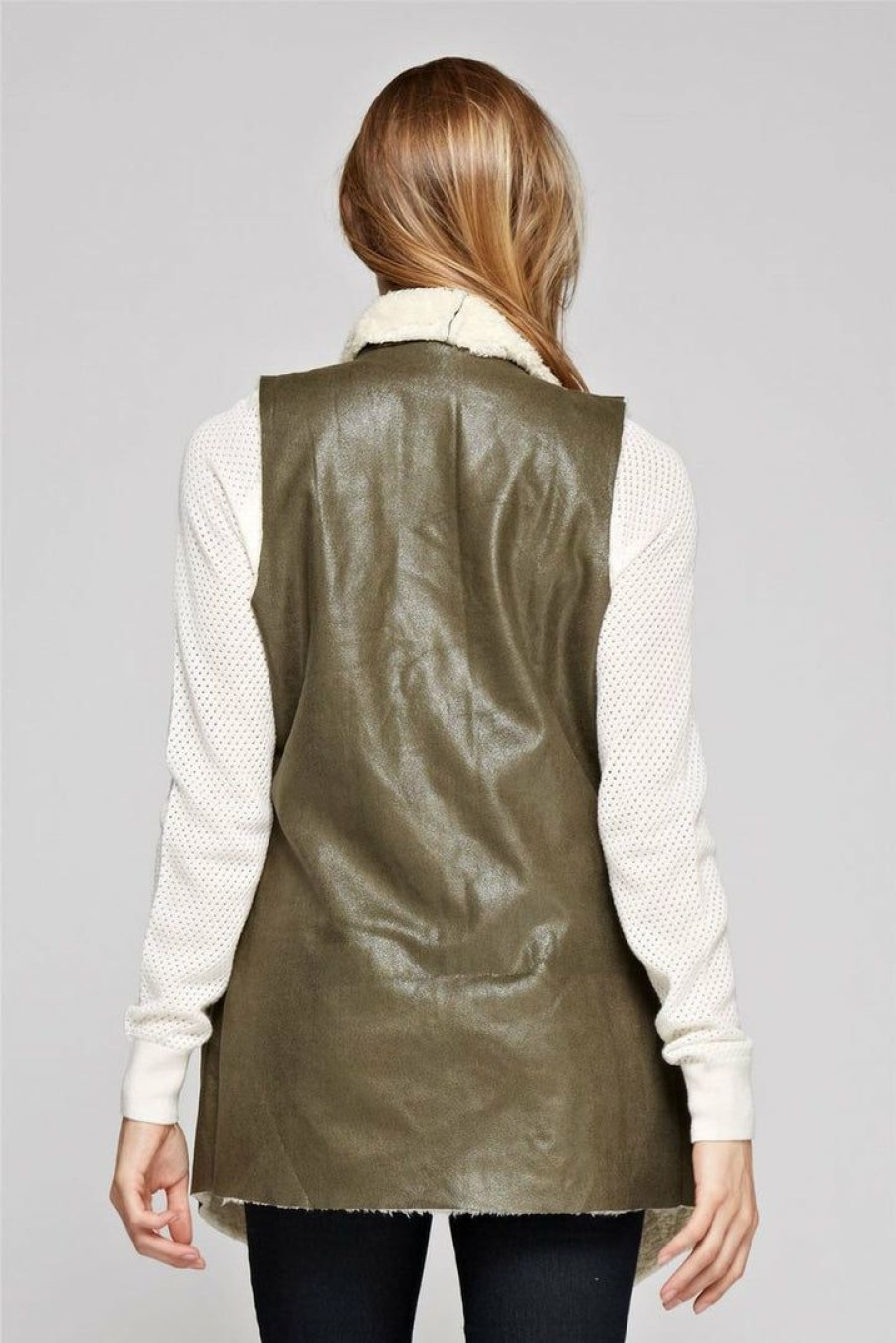 Regular Size * | Zoozie La Shearling Faux Fur Vest With Suede And Pockets Olive Regular Size